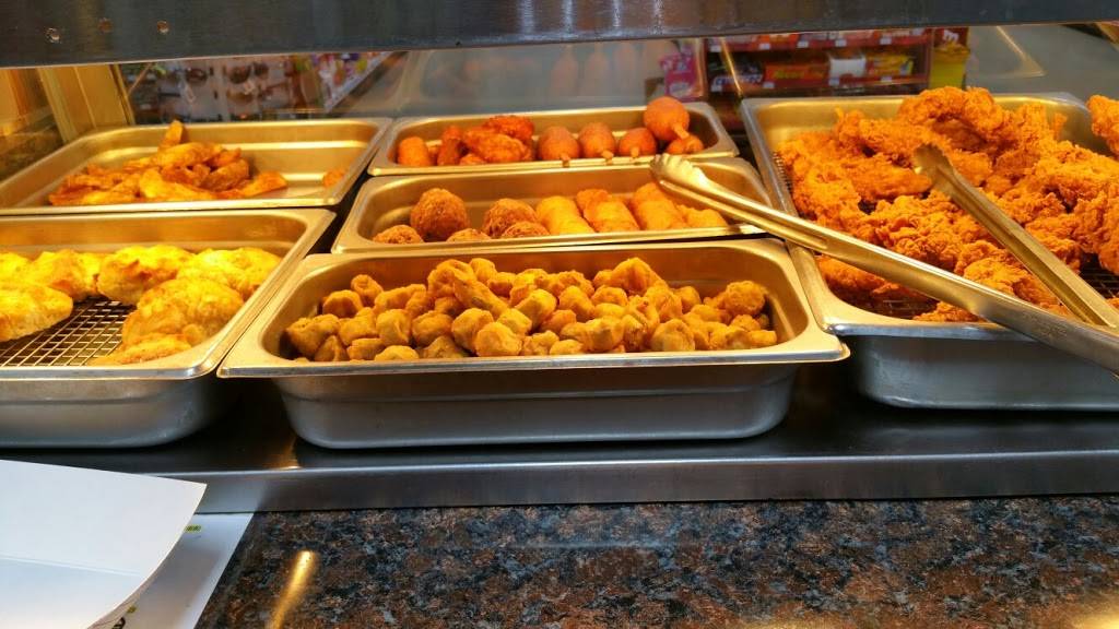 Krispy Krunchy Chicken | meal takeaway | 1058 Kiutuestia Creek Rd, Blairsville, GA 30512, USA | 7067811058 OR +1 706-781-1058