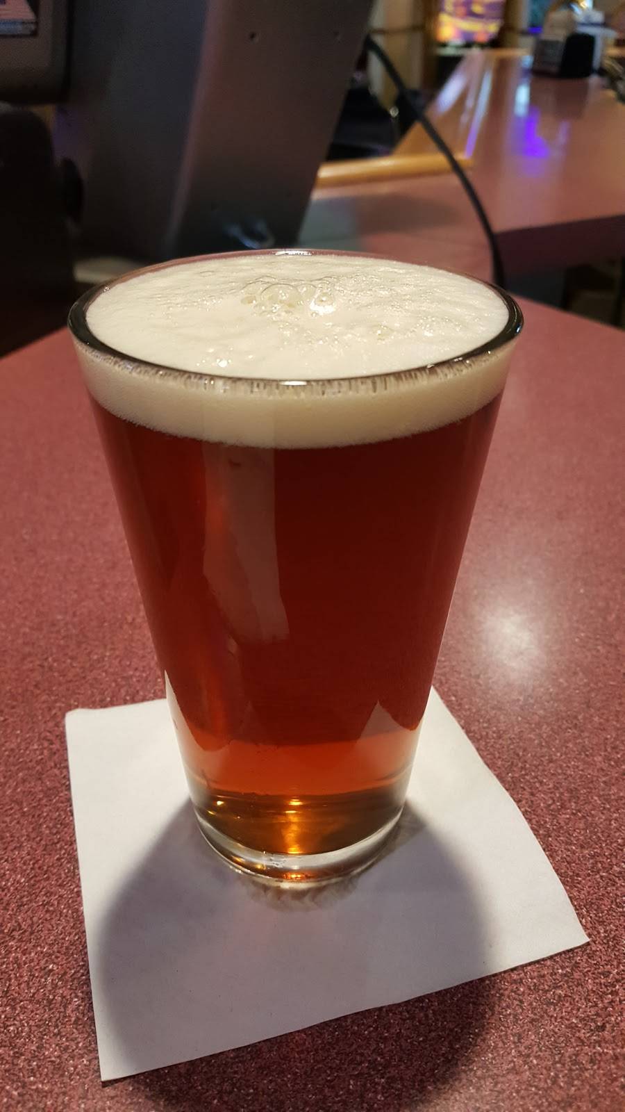 Jumpin Joes Sports Bar & Grill | restaurant | 1100 W Galena Ave, Freeport, IL 61032, USA | 8152356145 OR +1 815-235-6145