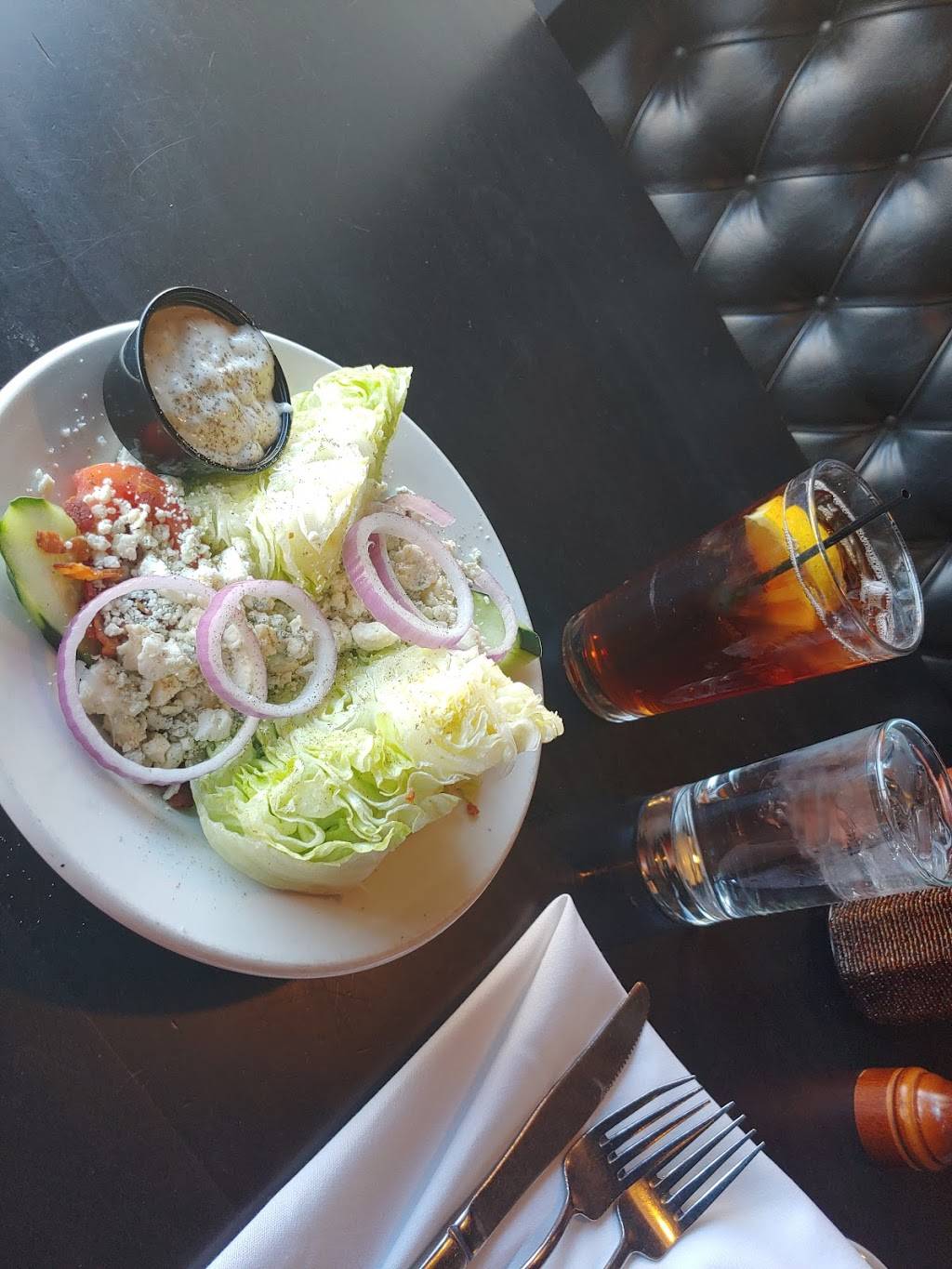 Valley Lodge Tavern | restaurant | 1141 Central Ave, Wilmette, IL 60091, USA | 8479205675 OR +1 847-920-5675