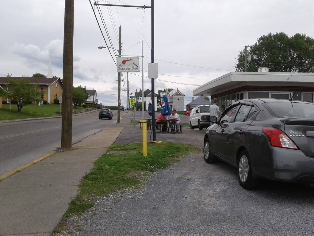 Corner Dog House | restaurant | 102 E Mary St, Bristol, VA 24201, USA | 2766692231 OR +1 276-669-2231