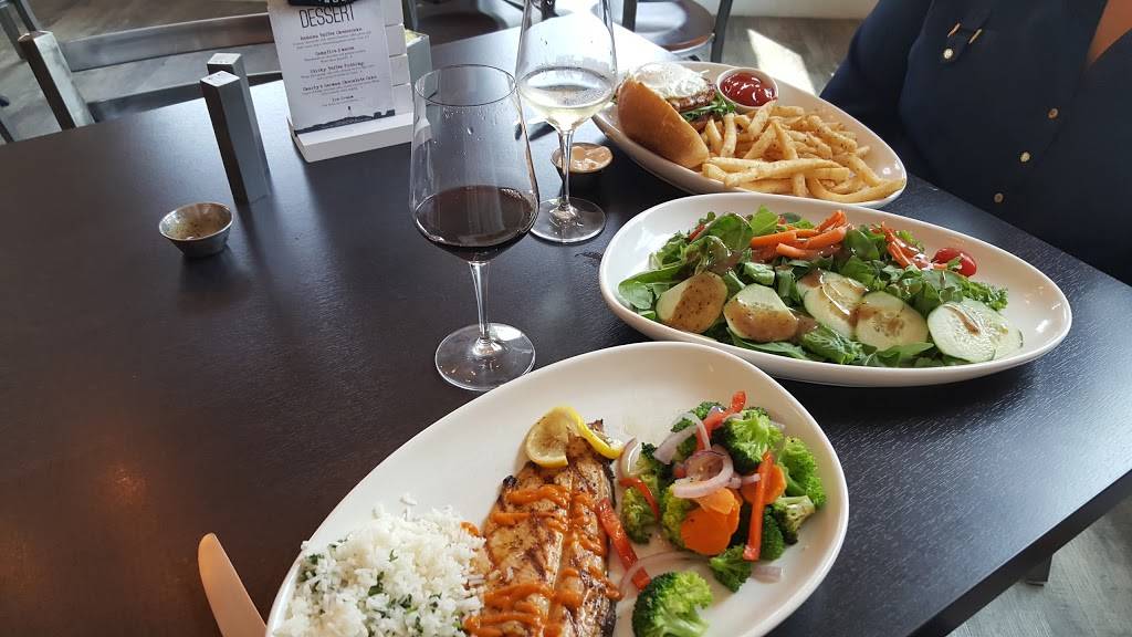 URBAN Eat.Drink | restaurant | 110 S Harris St, Round Rock, TX 78664, USA | 5125205570 OR +1 512-520-5570