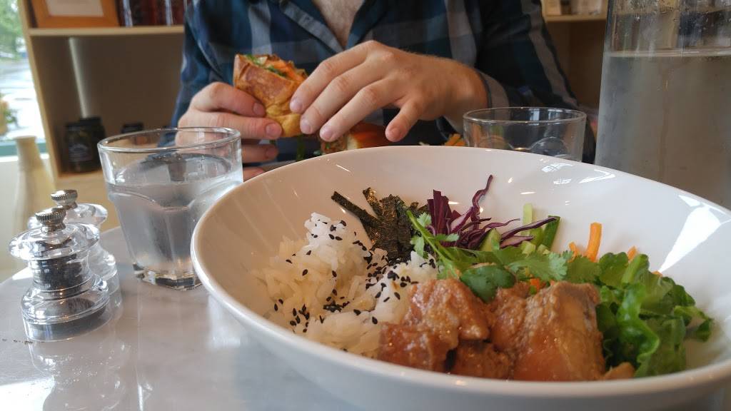 Markina - Resto-boutique | restaurant | 1360 Rue de Montarville, Saint-Bruno-de-Montarville, QC J3V 3T5, Canada | 4506901919 OR +1 450-690-1919