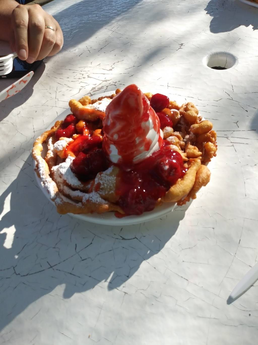 Alphorn Funnel Cakes | restaurant | 1 Canadas Wonderland Drive, Maple, ON L6A 1S6, Canada | 9058327000 OR +1 905-832-7000