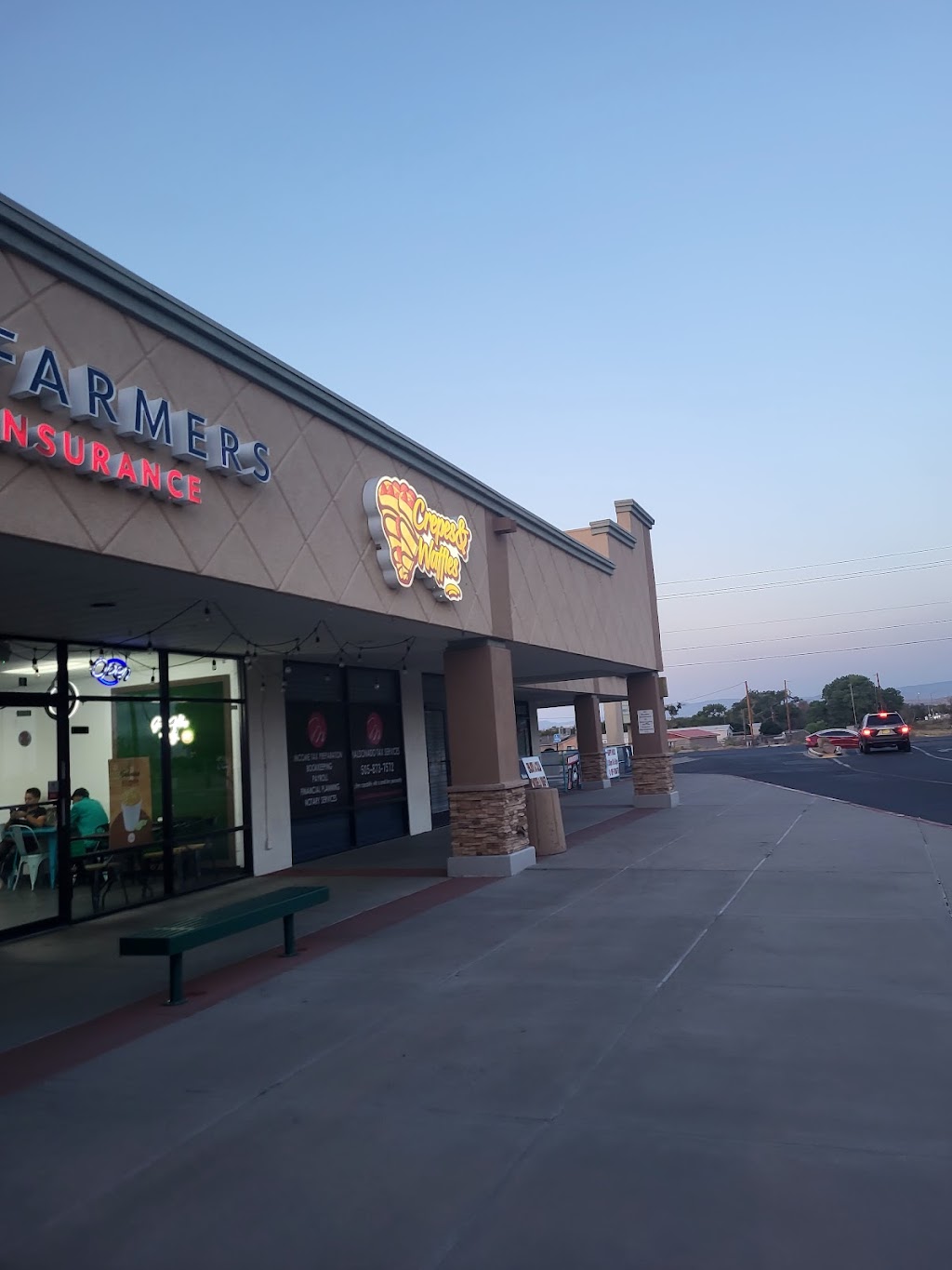 Crepes&Waffles | restaurant | 3211 Coors Blvd SW, Albuquerque, NM 87121, USA | 5053691823 OR +1 505-369-1823