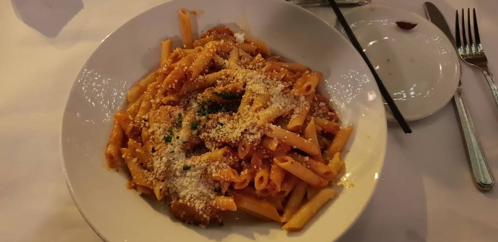 Zias Trattoria | restaurant | 6699 N Northwest Hwy, Chicago, IL 60631, USA | 7737750808 OR +1 773-775-0808