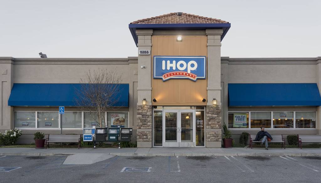 IHOP | restaurant | 16866 E Foothill Blvd, Fontana, CA 92335, USA | 9093507083 OR +1 909-350-7083
