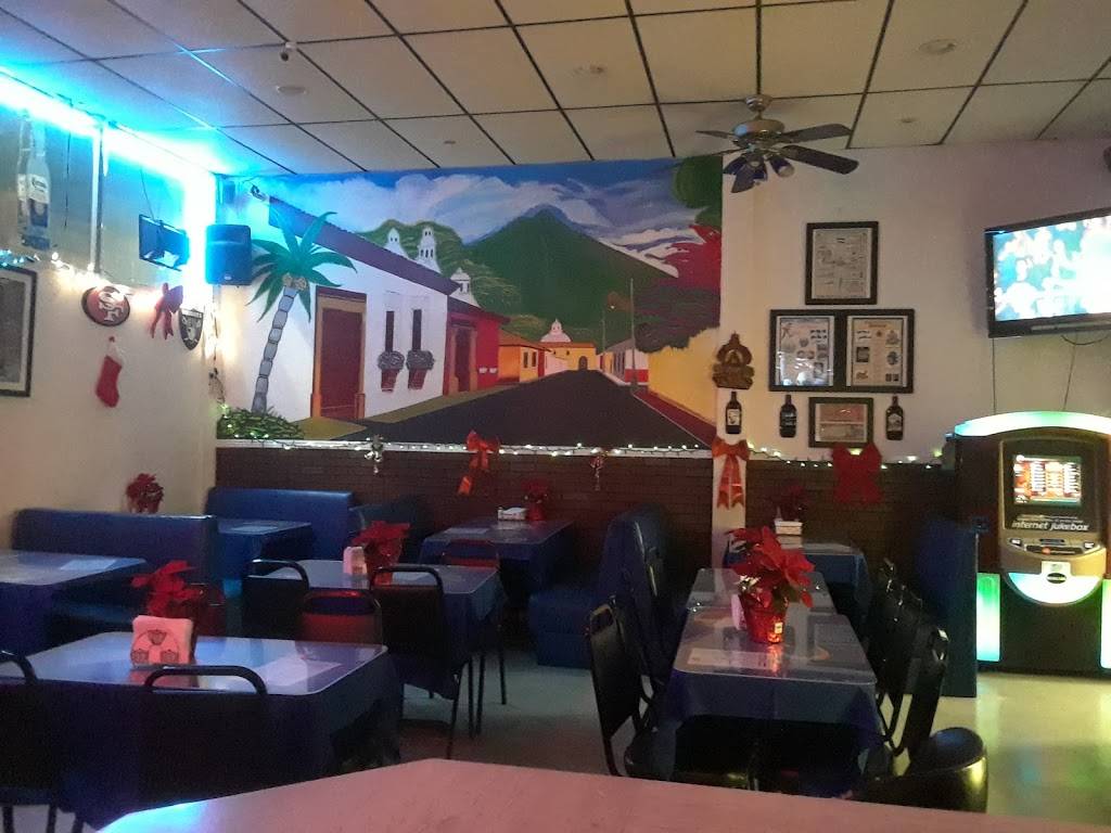 El Chipilin | restaurant | 4170 Beverly Blvd, Los Angeles, CA 90004, USA | 2133804305 OR +1 213-380-4305