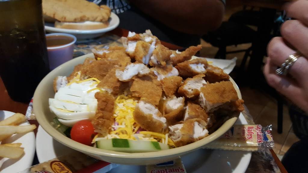 Roberts Americus Restaurant | restaurant | 7460 Old State Rd 25, Lafayette, IN 47905, USA | 7655893721 OR +1 765-589-3721