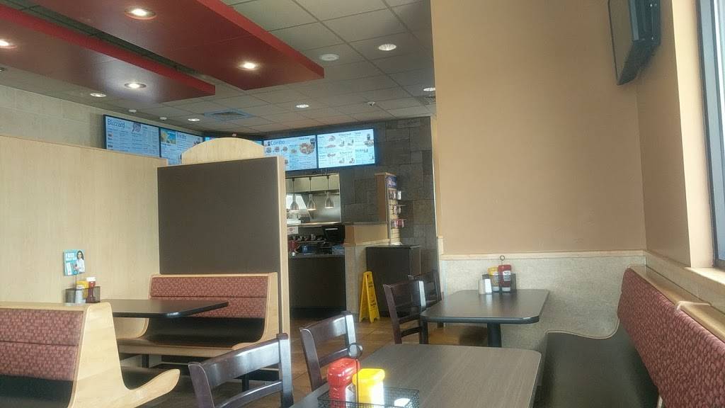 Dairy Queen Grill & Chill | restaurant | 1110 Mineral Wells Ave, Paris, TN 38242, USA | 7313883225 OR +1 731-388-3225