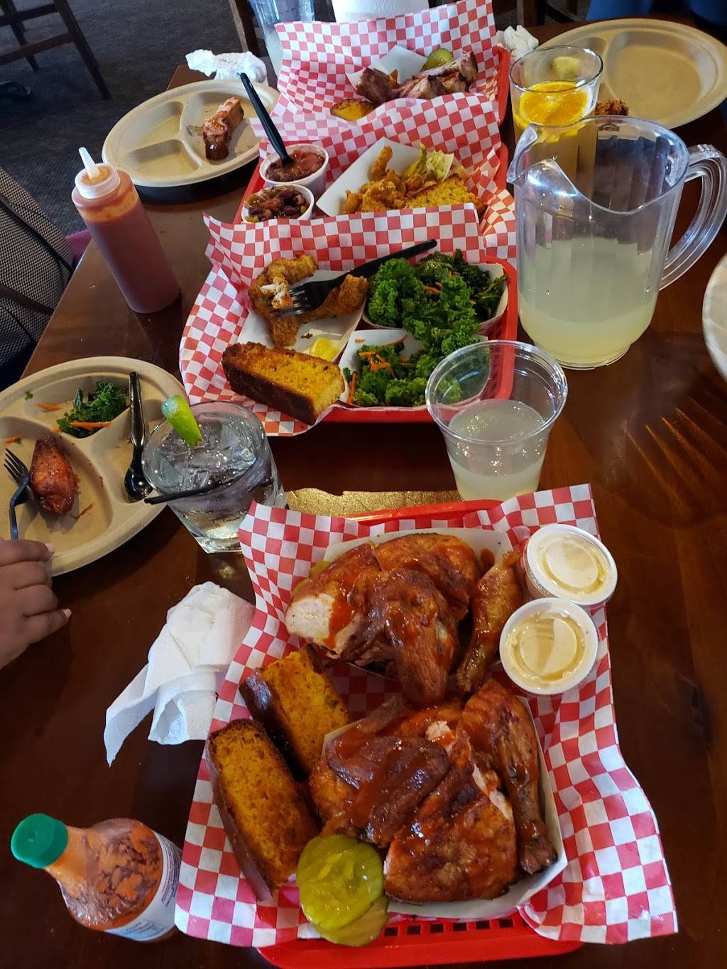 Moes Original Bar B Que | restaurant | 700 N Lake Blvd, Tahoe City, CA 96145, USA | 5308071023 OR +1 530-807-1023