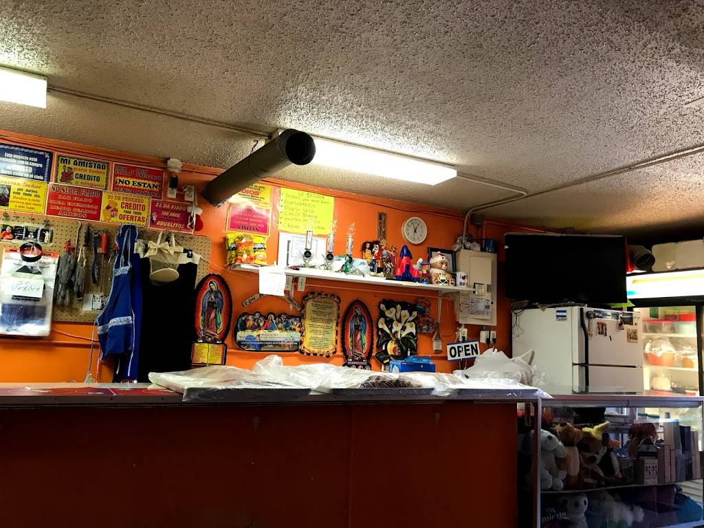 Pupuseria Juanitas Restaurant | restaurant | 537 Church St, Ottumwa, IA 52501, USA | 6416821530 OR +1 641-682-1530