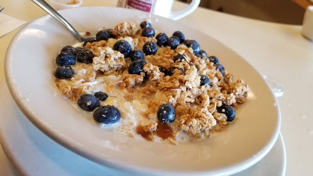 Early Bird Cafe | restaurant | 86 Danbury Rd, Ridgefield, CT 06877, USA | 2034381395 OR +1 203-438-1395