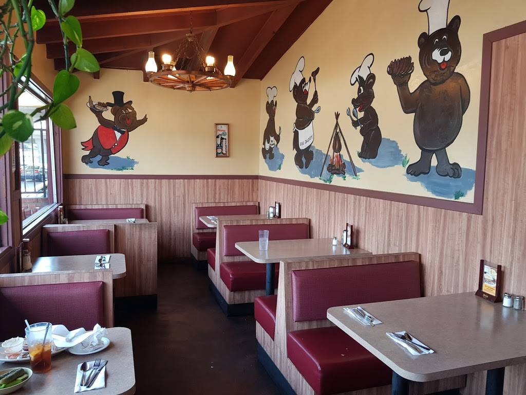 The Bear Pit Bar-B-Q Restaurant | restaurant | 10825 Sepulveda Blvd, Mission Hills, CA 91345, USA | 8183652500 OR +1 818-365-2500