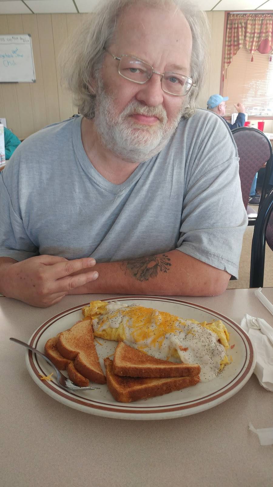 Winchester Cafe | restaurant | 602 N Union St, Winchester, IN 47394, USA | 7653050001 OR +1 765-305-0001