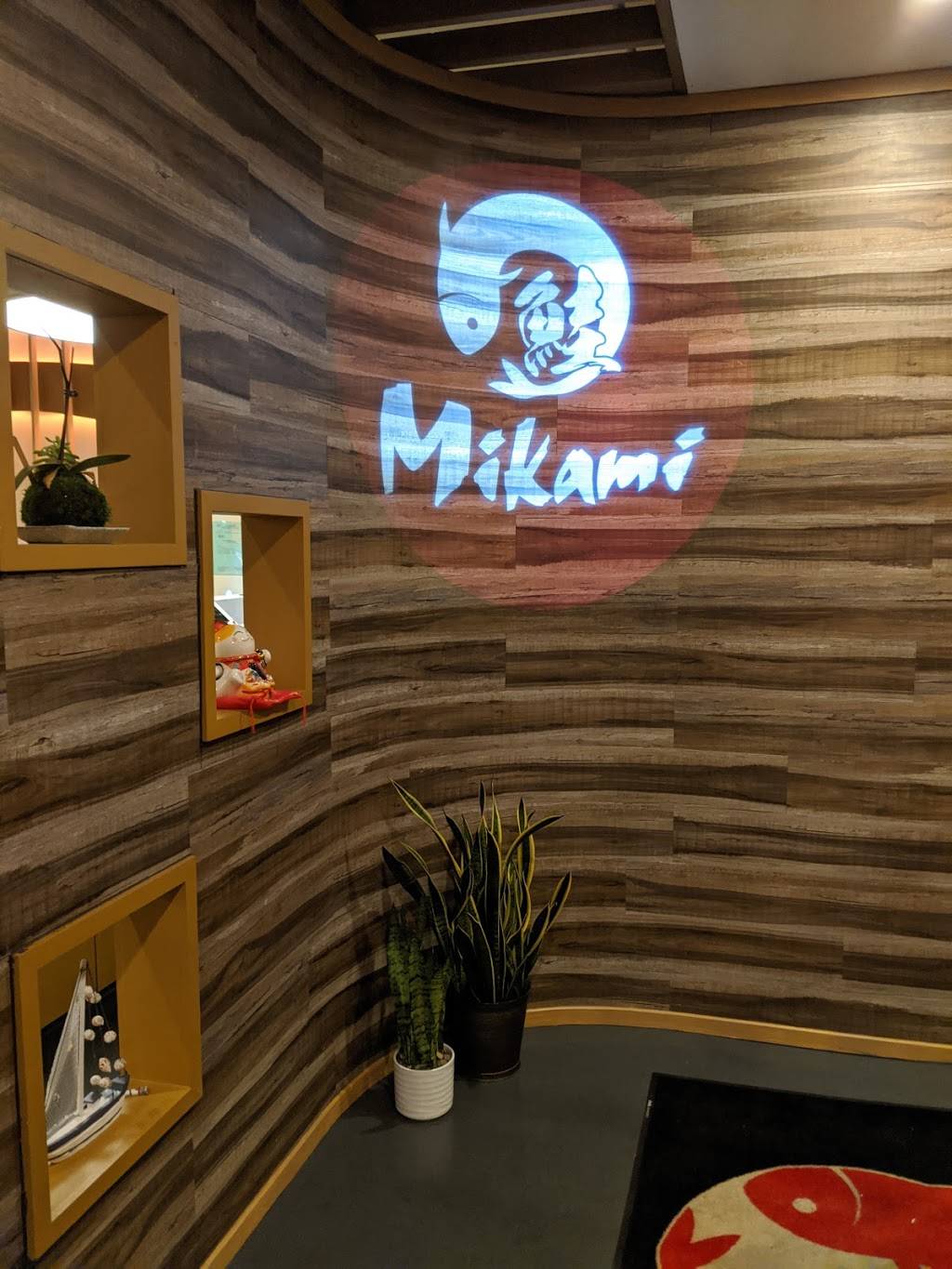 Mikami Revolving Sushi | restaurant | 7319 Clairemont Mesa Blvd, San Diego, CA 92111, USA | 8582782166 OR +1 858-278-2166