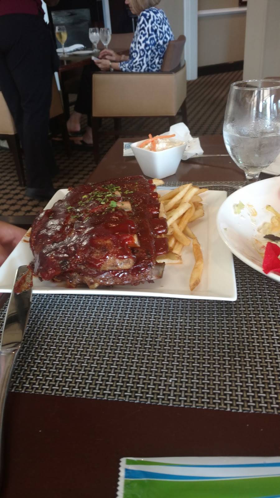 Eagles Restaurant | restaurant | 1010 Kingsmill Rd, Williamsburg, VA 23185, USA | 7572531703 OR +1 757-253-1703