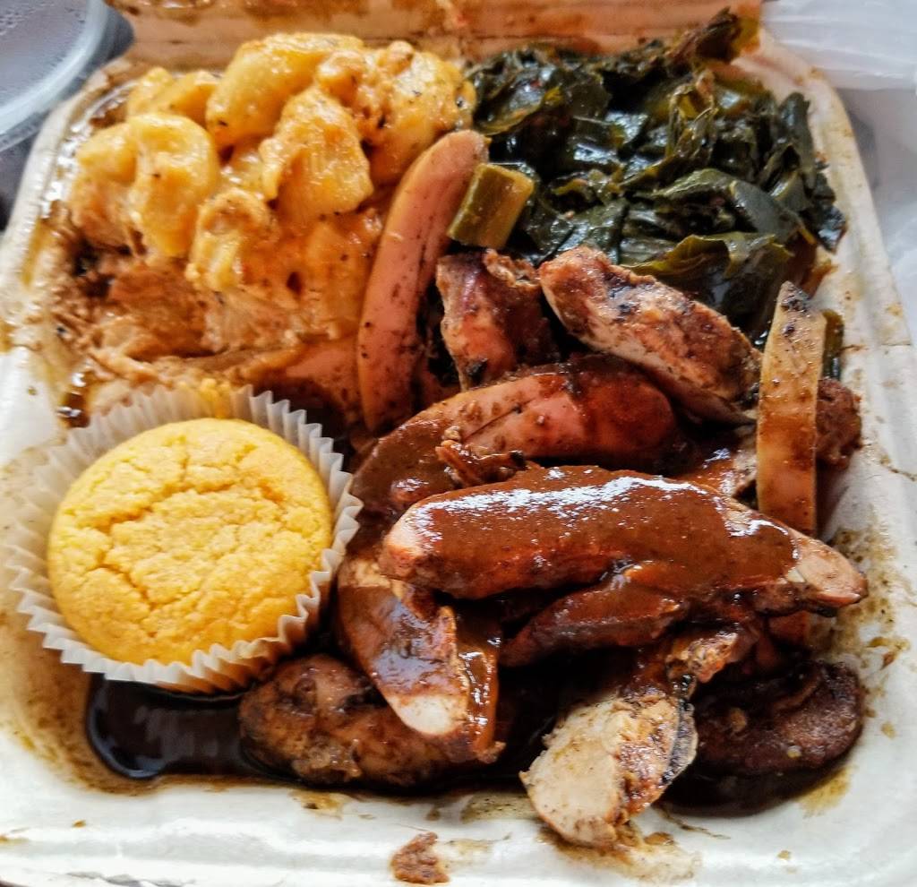 Lil Red Takeout & Catering | restaurant | 4225 Rainier Ave S, Seattle, WA 98118, USA | 2067602931 OR +1 206-760-2931