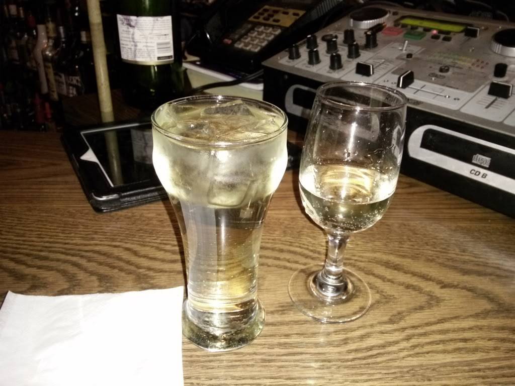 Elis Corner Store | restaurant | 4160 Stockton Blvd, Sacramento, CA 95820, USA | 9164562630 OR +1 916-456-2630