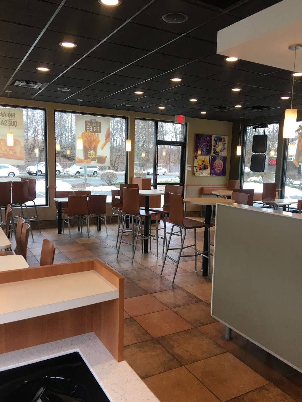 Taco Bell | meal takeaway | 130 Amity Rd, New Haven, CT 06515, USA | 2033877451 OR +1 203-387-7451