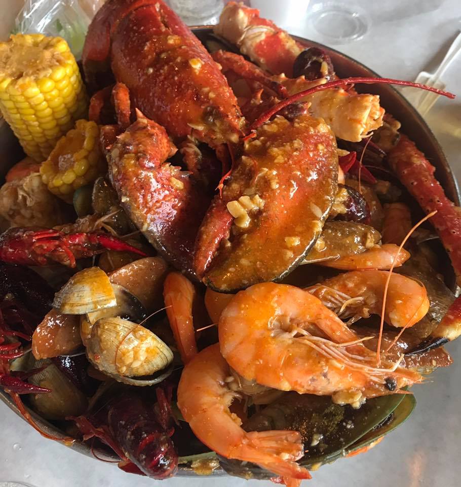 Central Fish Market | meal takeaway | 3701 Central Ave, Charlotte, NC 28205, USA | 7045369100 OR +1 704-536-9100