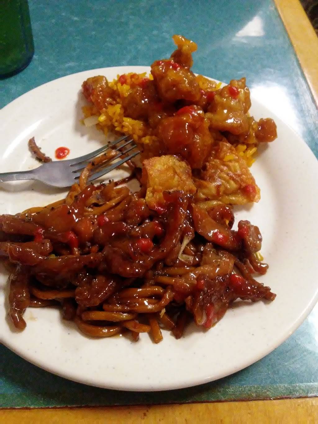 Peking Chinese Restaurant | restaurant | 126 E Main Cross St #1415, Edinburgh, IN 46124, United States | 8125265288 OR +1 812-526-5288