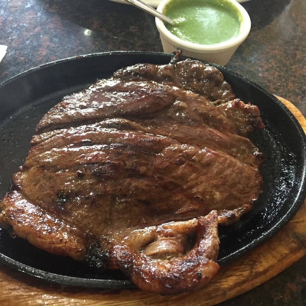 Sandros Latin Food | restaurant | 2703 23rd Ave, Astoria, NY 11105, USA | 7186062323 OR +1 718-606-2323