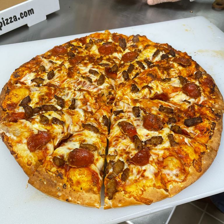 Almeda Swift Market | meal takeaway | 13740 Almeda Rd, Houston, TX 77053, USA | 8328346590 OR +1 832-834-6590