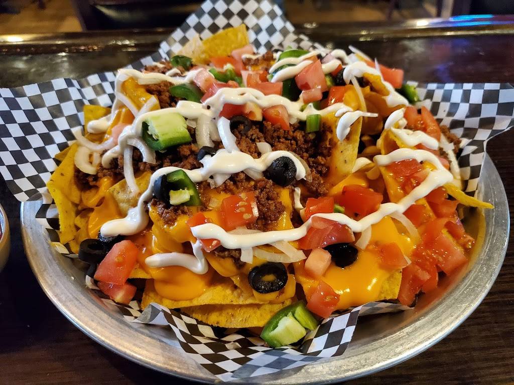 Solidays Restaurant | restaurant | 6935 Ward Rd, Niagara Falls, NY 14304, USA | 7165242665 OR +1 716-524-2665