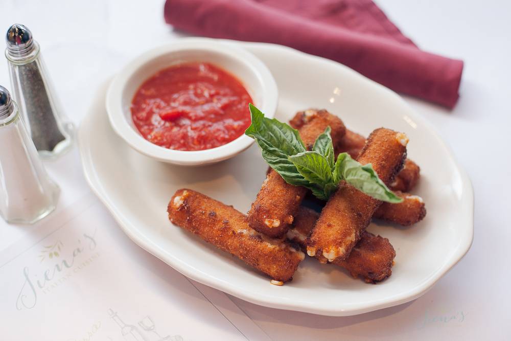 Sienas Italian Cuisine | meal delivery | 13170 Atlantic Blvd #26, Jacksonville, FL 32225, USA | 9042209192 OR +1 904-220-9192