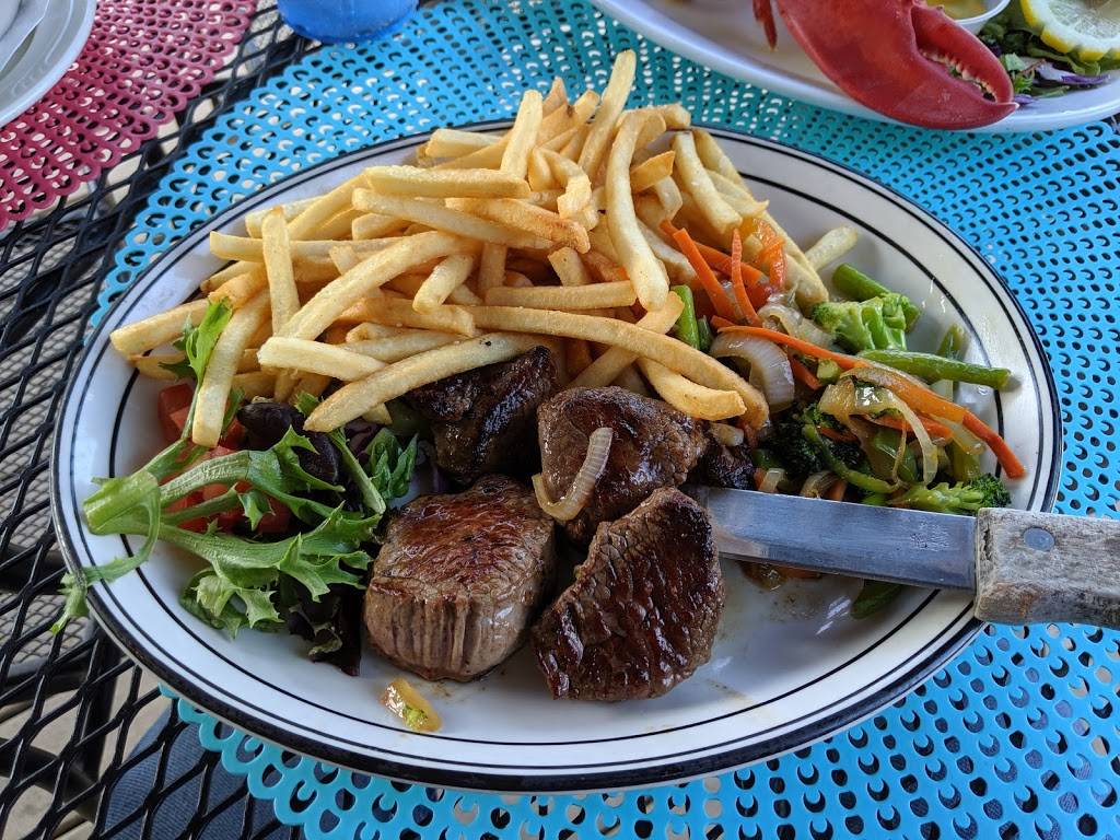 The Happy Clam | restaurant | 13 River Rd, St George, ME 04860, USA | 2073728999 OR +1 207-372-8999