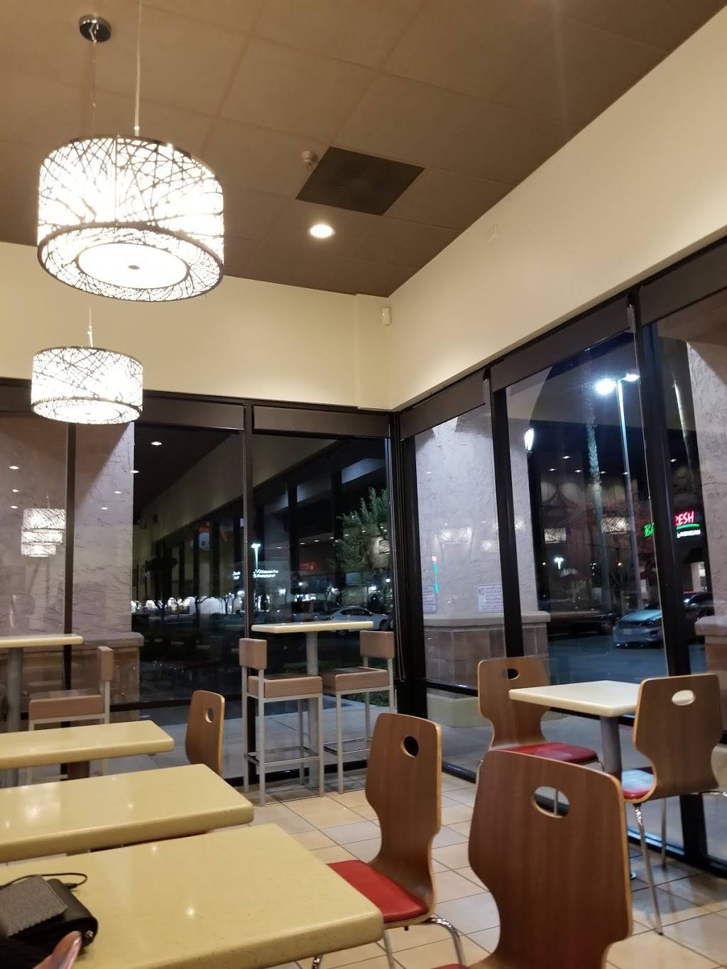 Panda Express | meal takeaway | 7685 N Blackstone Ave, Fresno, CA 93720, USA | 5594356772 OR +1 559-435-6772