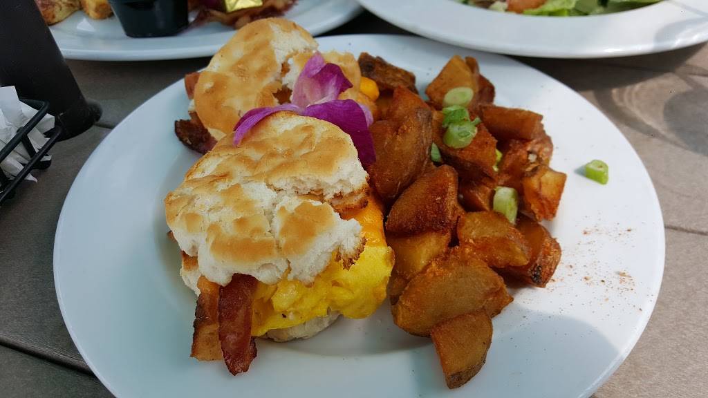 Rams Head Dockside | restaurant | 1702 Furnace Dr, Glen Burnie, MD 21060, USA | 4105902280 OR +1 410-590-2280