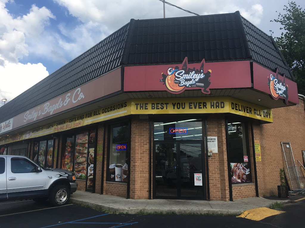 Smileys bagels | meal delivery | 1980 Victory Blvd, Staten Island, NY 10314, USA | 7186827845 OR +1 718-682-7845
