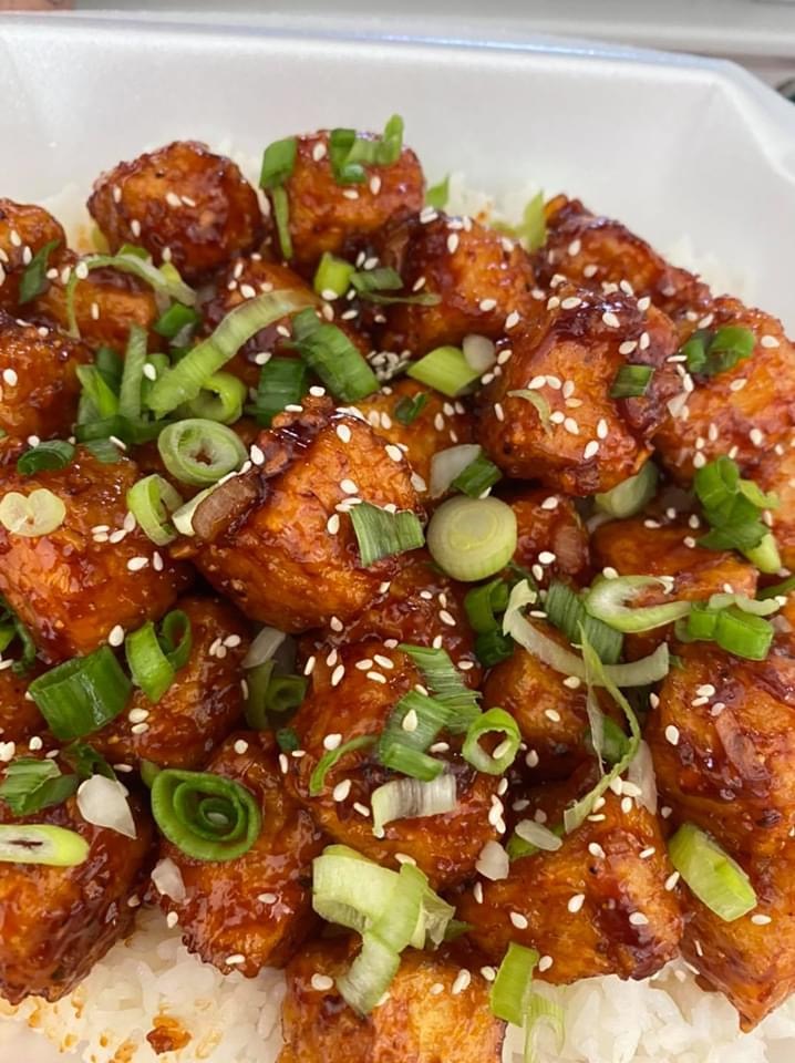 GoGi 2 | restaurant | 1615 E Kalamazoo St, Lansing, MI 48912, USA | 5179993914 OR +1 517-999-3914