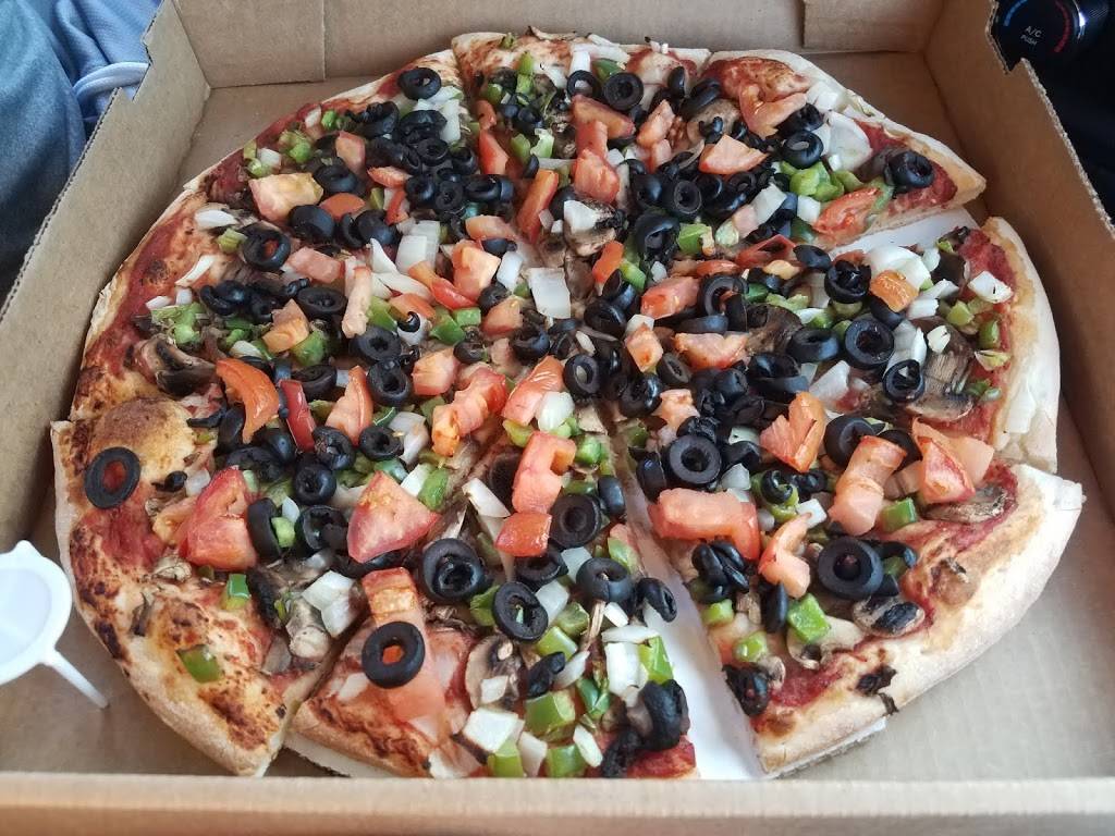 Silver Lake Pizza Factory | restaurant | 7854 W Hazel Rd, Mears, MI 49436, USA | 2318731850 OR +1 231-873-1850