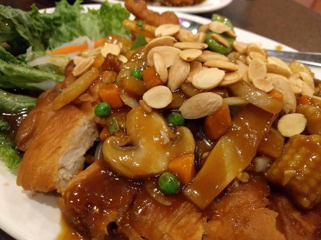 Three Happiness Restaurant | restaurant | 3330 Alpine Ave NW C, Grand Rapids, MI 49544, USA | 6167853888 OR +1 616-785-3888