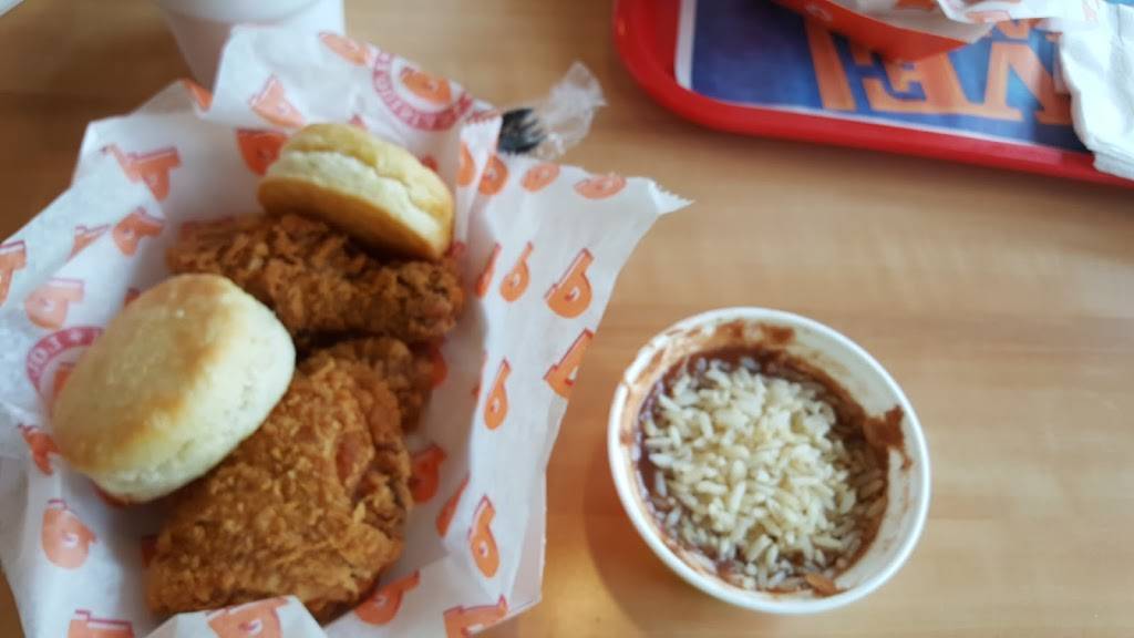 Popeyes Louisiana Kitchen | restaurant | 302 N 15th St, Immokalee, FL 34142, USA | 2396574546 OR +1 239-657-4546