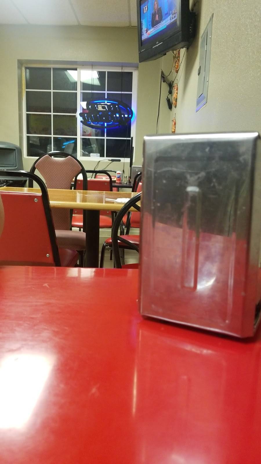 Luisitos Taquitos | restaurant | 17120 Rd 26, Madera, CA 93638, USA | 5596621042 OR +1 559-662-1042