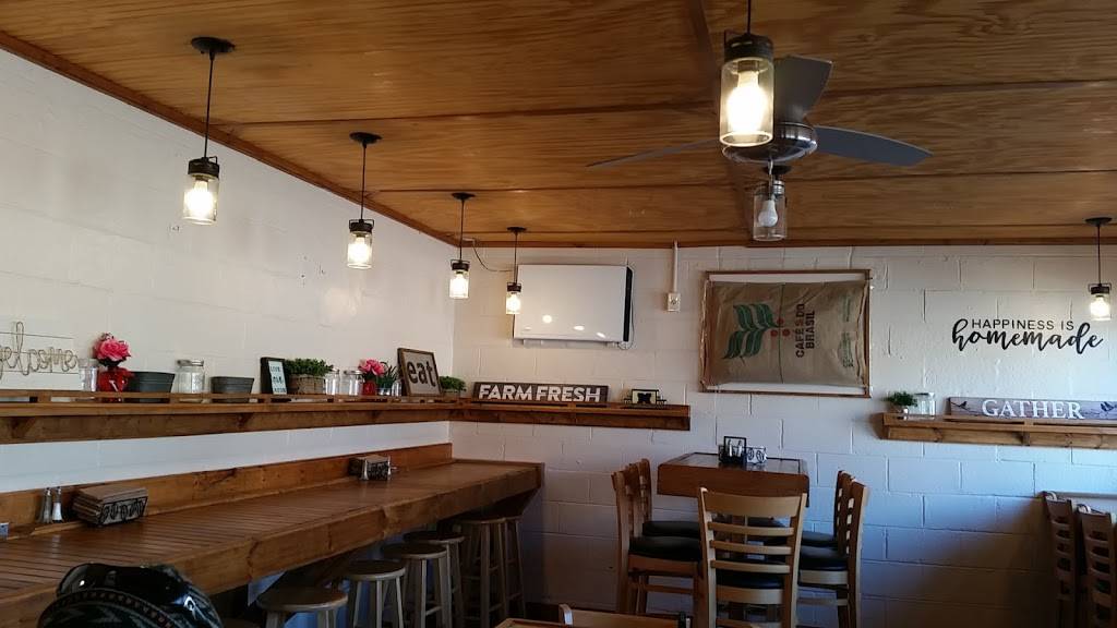 Tastebudz Southern Kitchen | restaurant | 363 E Broadway St, Newport, TN 37821, USA | 4235328550 OR +1 423-532-8550