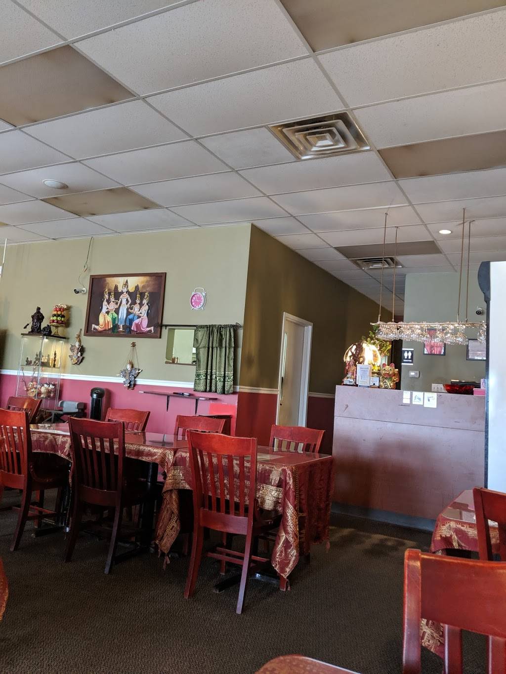 Krong Thai | restaurant | 205 Rue Bellehumeur, Gatineau, QC J8T 8H3, Canada | 8192435000 OR +1 819-243-5000