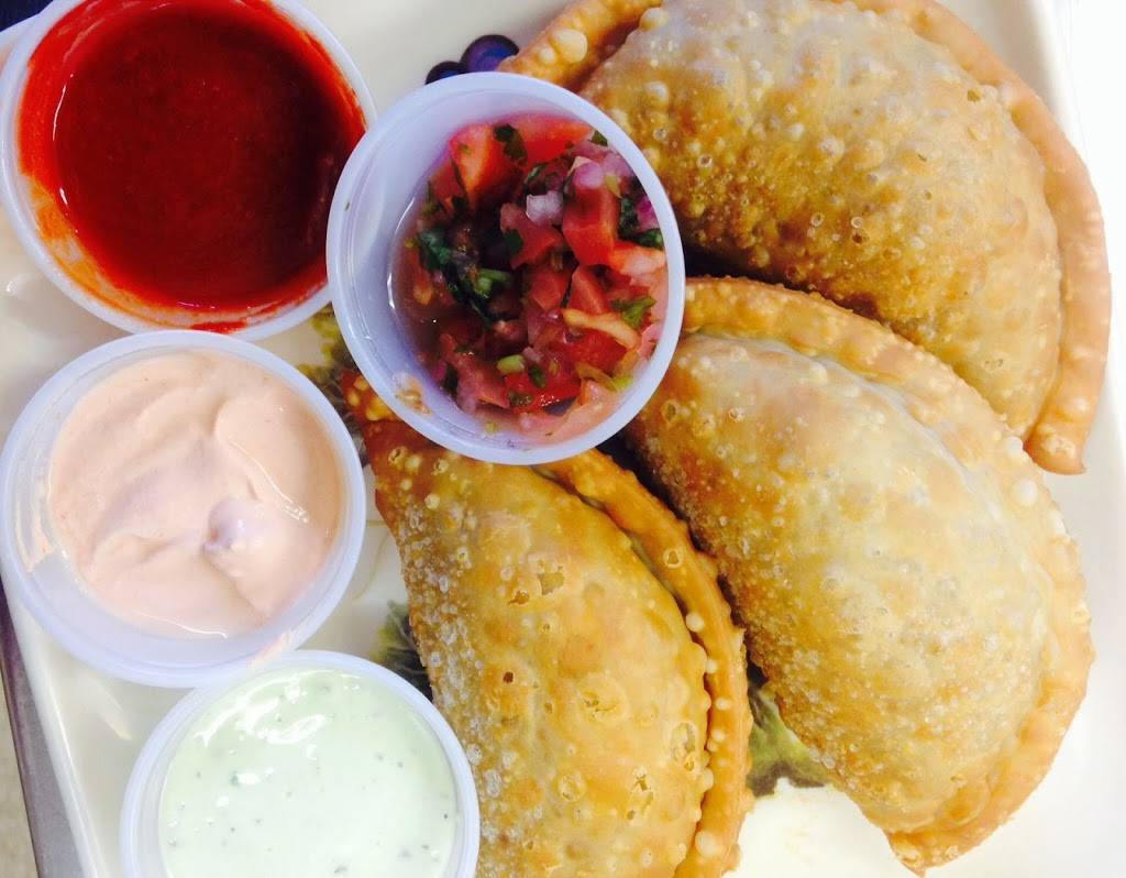 EmpanadaVille | meal takeaway | 374 Neighborhood Rd, Mastic Beach, NY 11951, USA | 6313993526 OR +1 631-399-3526