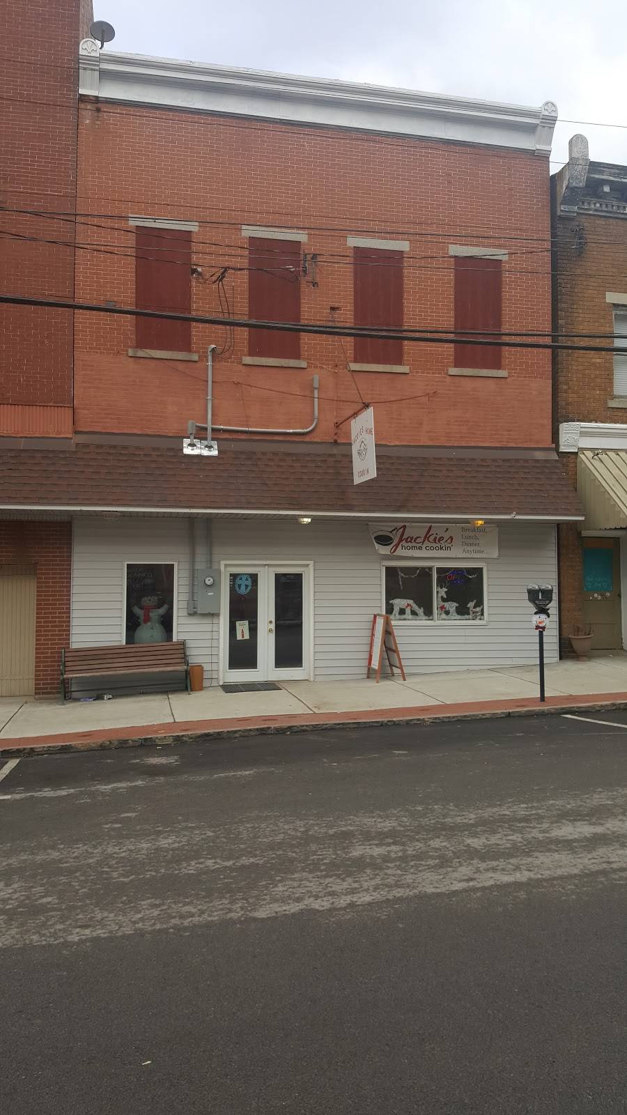 Jackies Home Cookin | restaurant | 110 Main St, West Union, WV 26456, USA | 3048731043 OR +1 304-873-1043