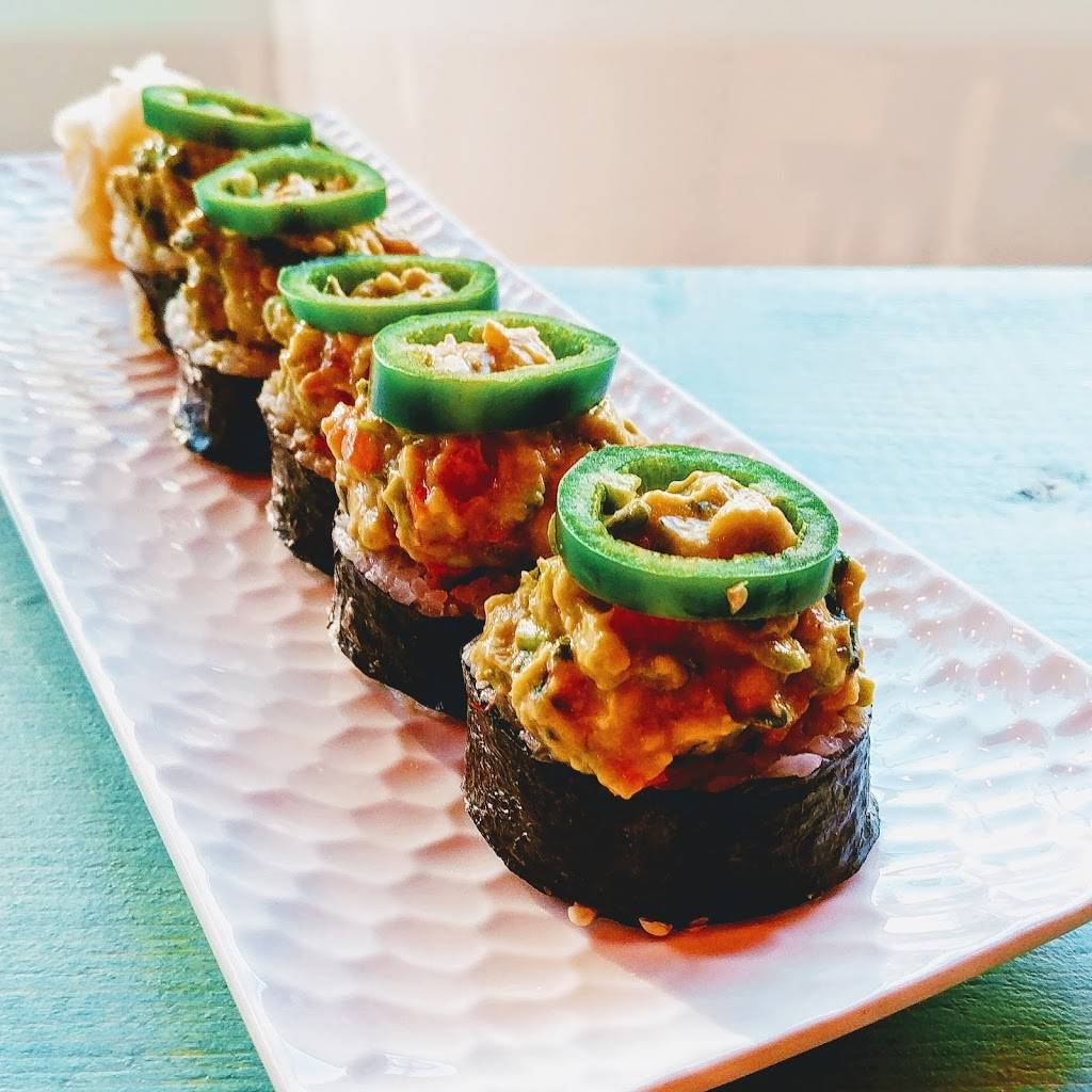 SOUCHi bar à sushi | restaurant | 6615 Boulevard Monk, Montréal, QC H4E 3J2, Canada | 5145448444 OR +1 514-544-8444