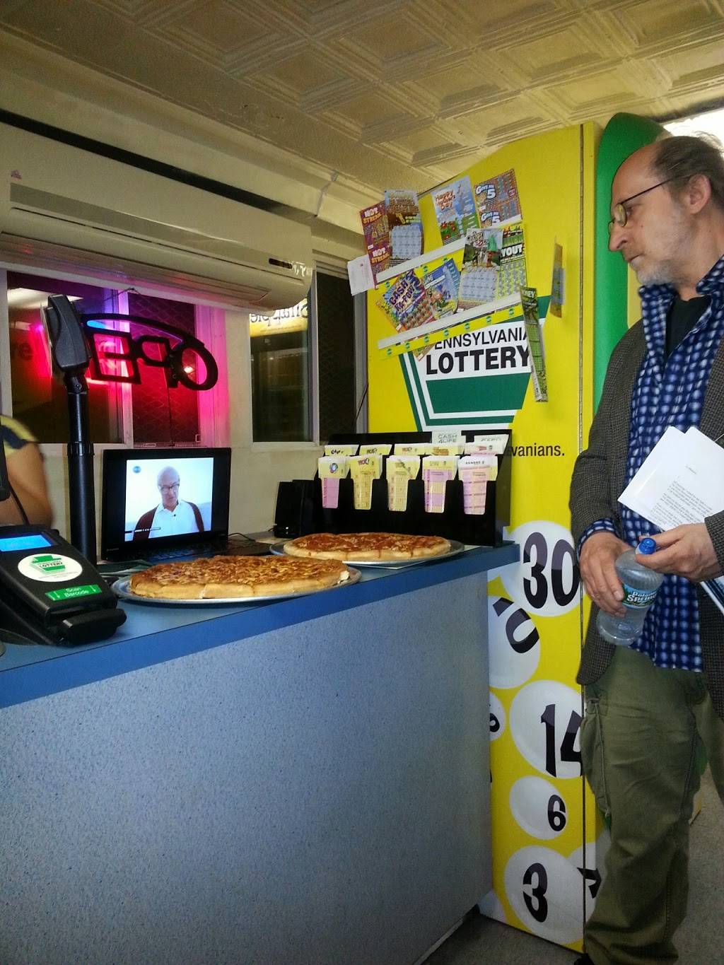 Royal Pizza | meal takeaway | 4200 Baltimore Ave, Philadelphia, PA 19104, USA | 2152221900 OR +1 215-222-1900