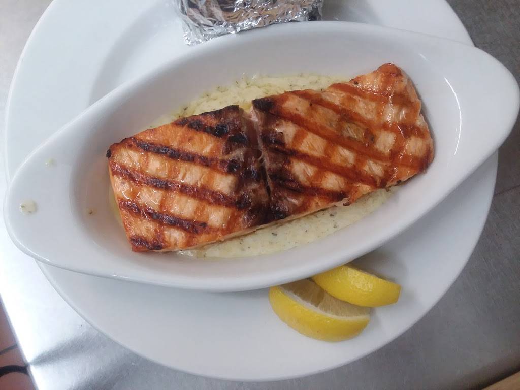 Fireside pub & steakhouse | restaurant | 205 S 12th St, Manchester, IA 52057, USA | 5639279200 OR +1 563-927-9200