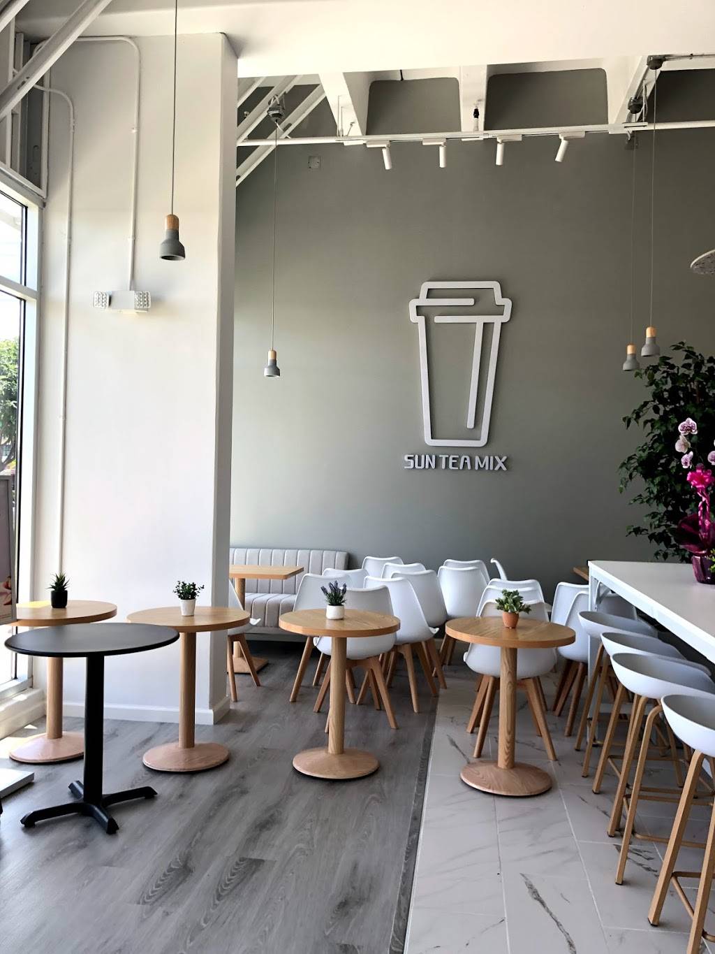 Sun Tea Mix | cafe | 400 Keawe St #107, Honolulu, HI 96817, USA | 8082195749 OR +1 808-219-5749