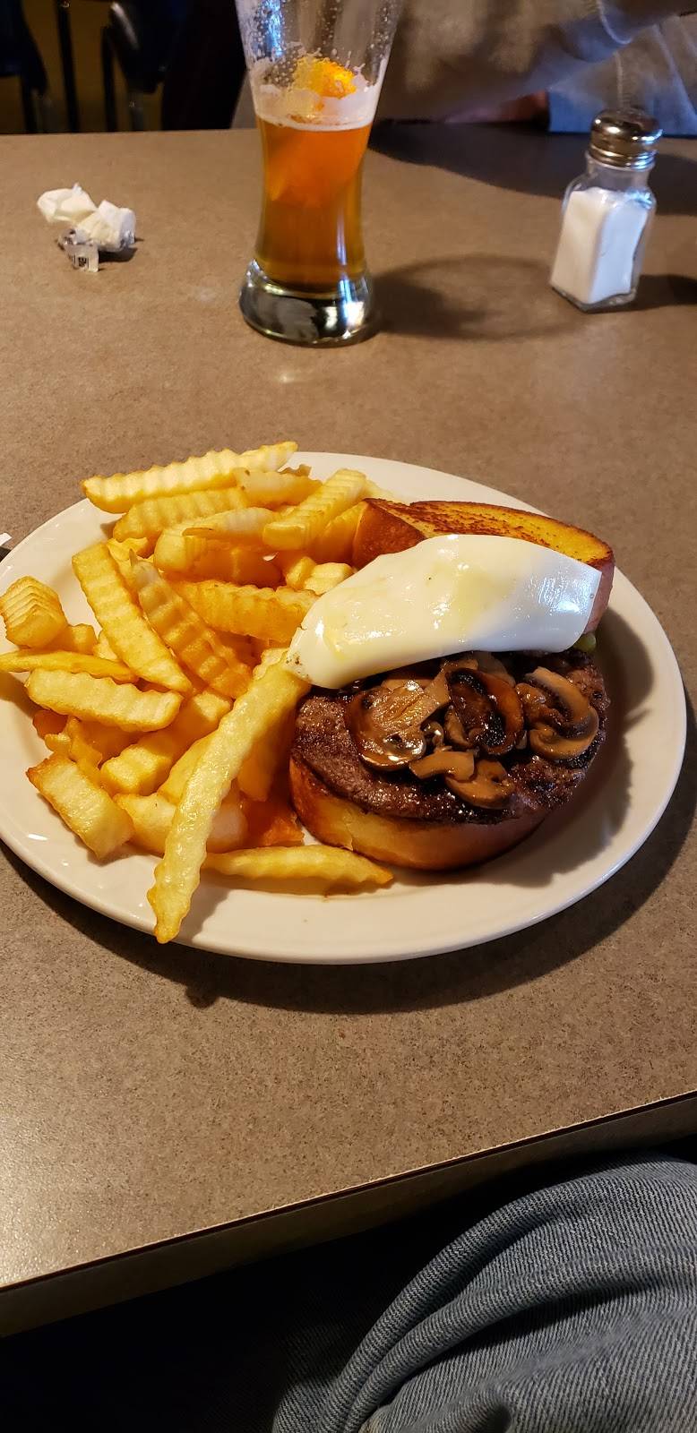 The Trestle Stop | restaurant | 3366 M-40, Hamilton, MI 49419, USA | 2697512051 OR +1 269-751-2051