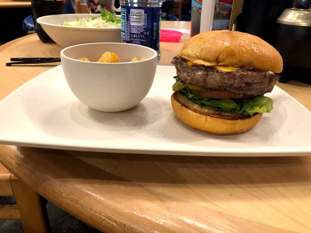 ESPN Wide World of Sports Grill | restaurant | 700 S Victory Way, Kissimmee, FL 34747, USA | 4079393463 OR +1 407-939-3463