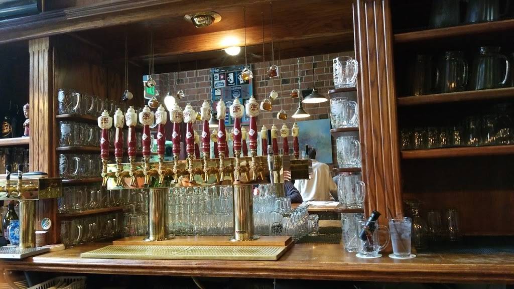 Elliott Bay Brewery & Pub | restaurant | 4720 California Ave SW, Seattle, WA 98116, USA | 2069328695 OR +1 206-932-8695