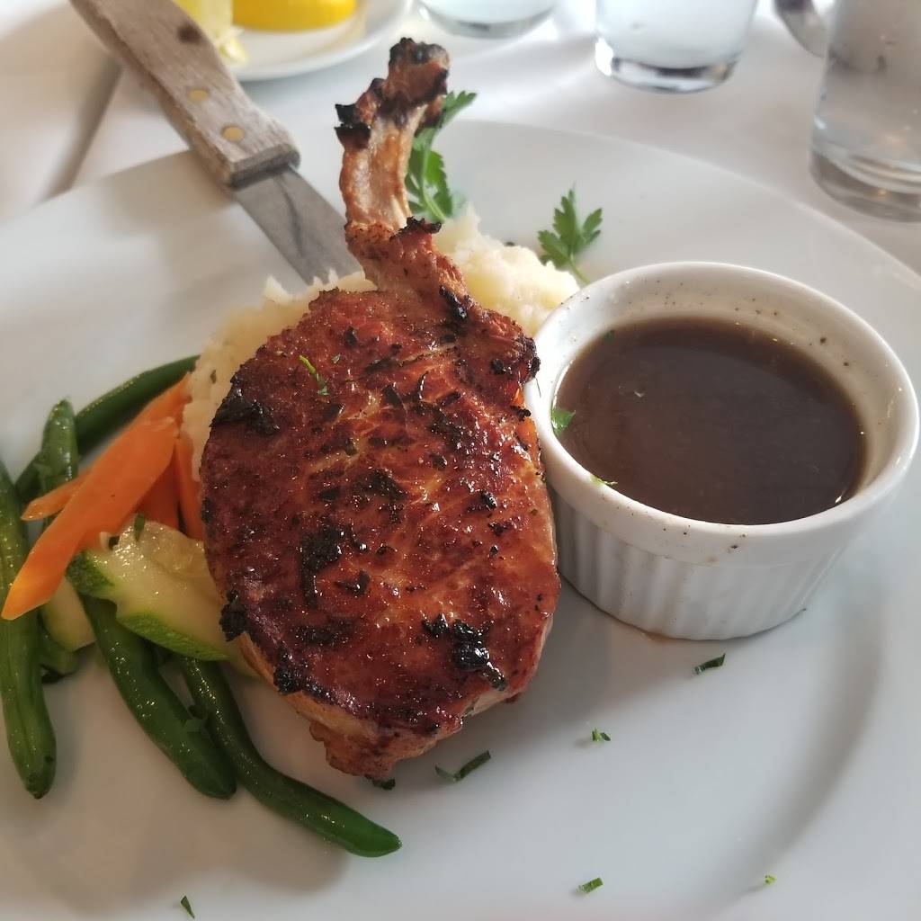 Wellington Restaurant | restaurant | 51 Huntington St, Shelton, CT 06484, USA | 2039290336 OR +1 203-929-0336